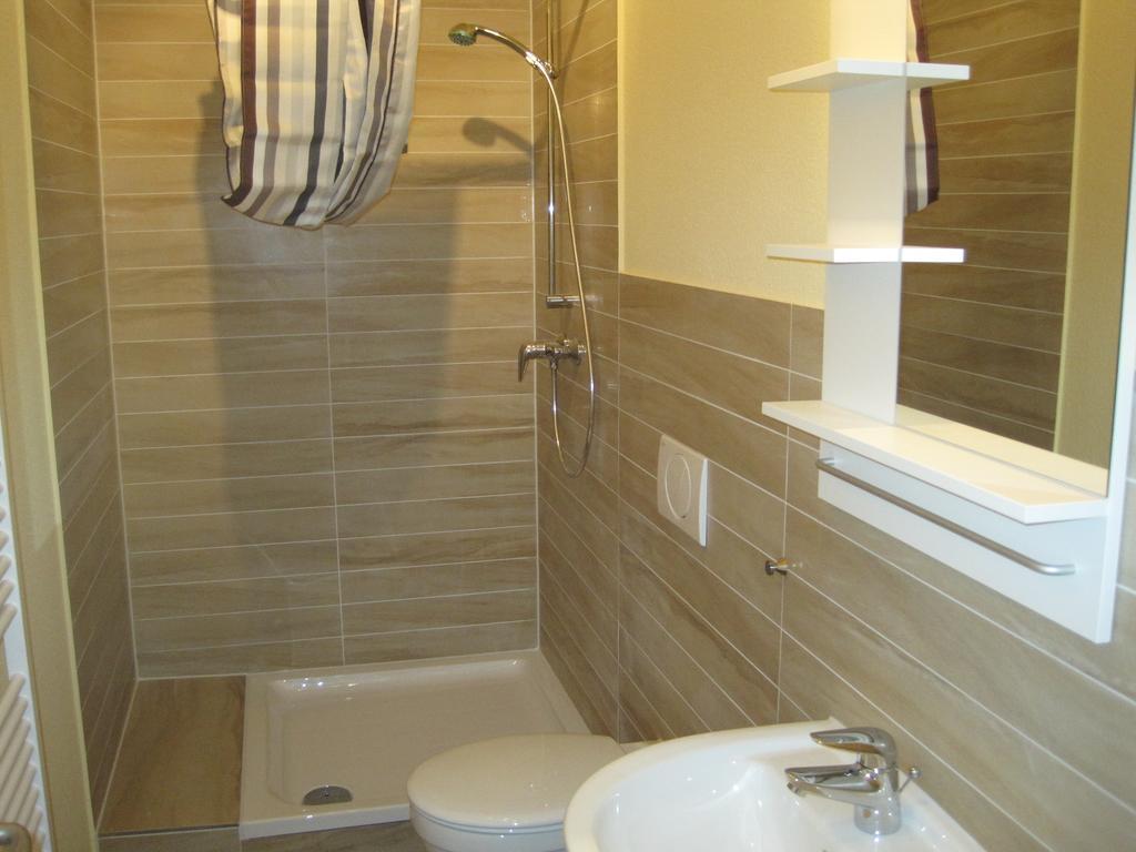 Ferienwohnung Haus Ostseeatoll Rostock Zimmer foto