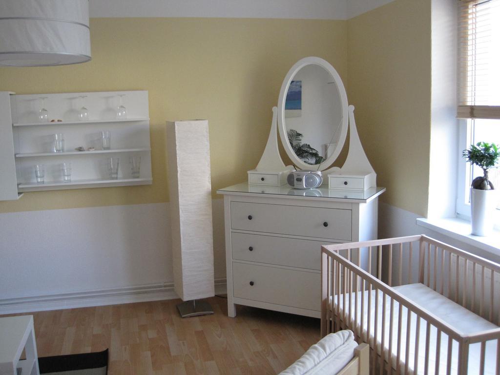 Ferienwohnung Haus Ostseeatoll Rostock Zimmer foto