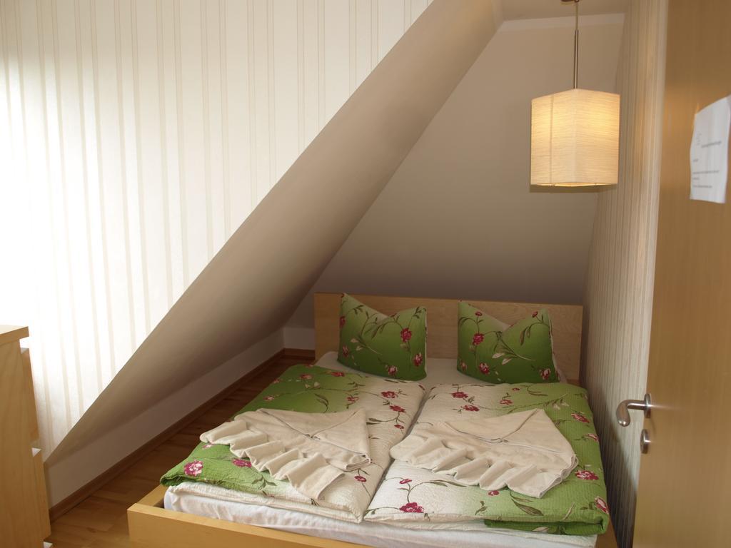 Ferienwohnung Haus Ostseeatoll Rostock Exterior foto
